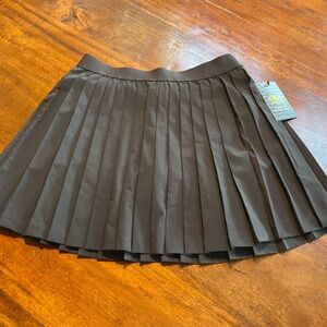 Women’s Black Pleated Athletic Skirt